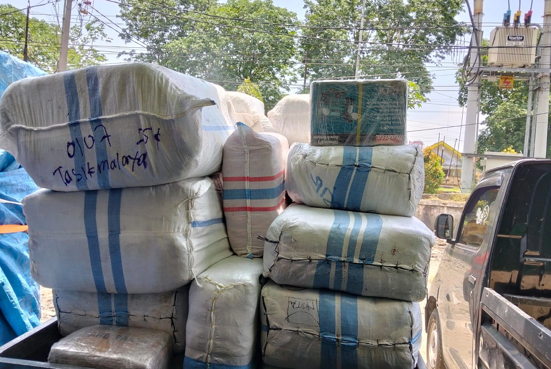 Ongkir Surabaya Bengalon dihitung berdasarkan berat dan dimensi barang